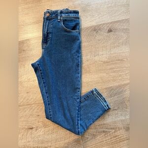 Abercrombie & Fitch Dark Blue Skinny Jeans